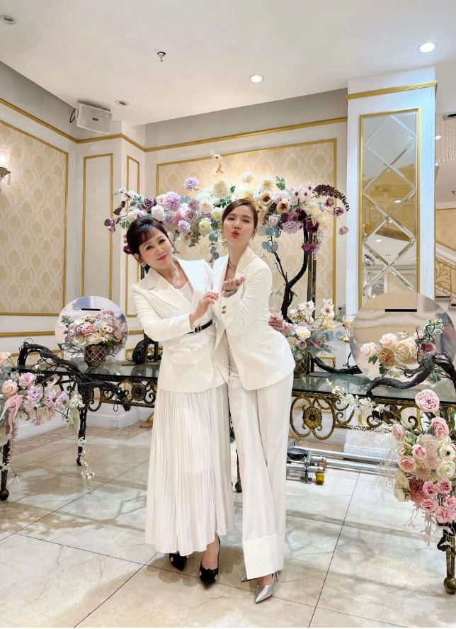 Vân trang diện ăn ý với hoàng duy trongthương ngày nắng về 2 nhưng phong cách có đang nhàm - 8