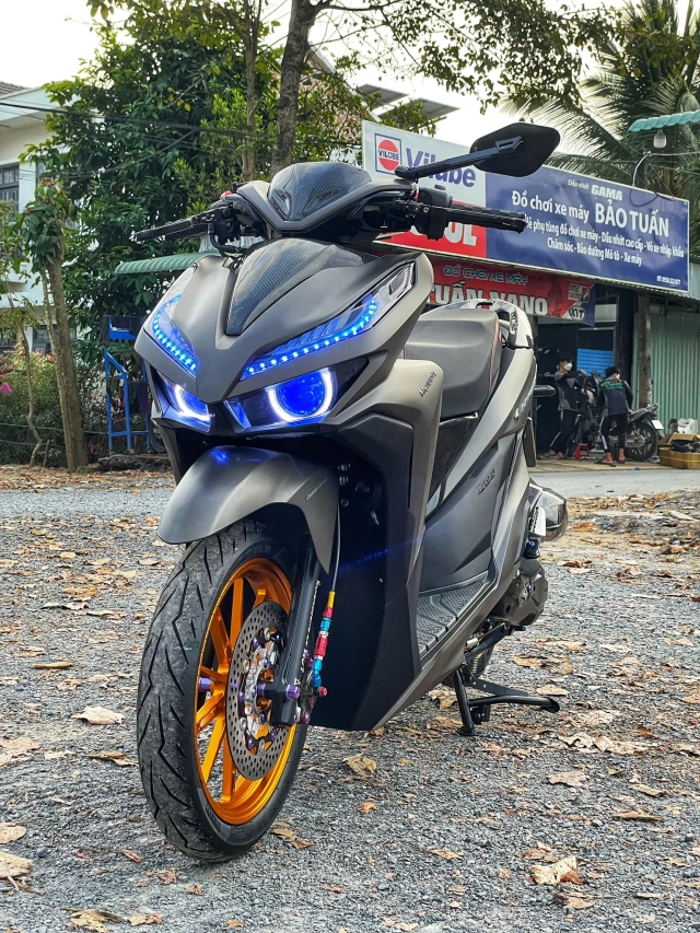 Vario 150 gây mê người xem với dàn chân billet chất lượng - 4