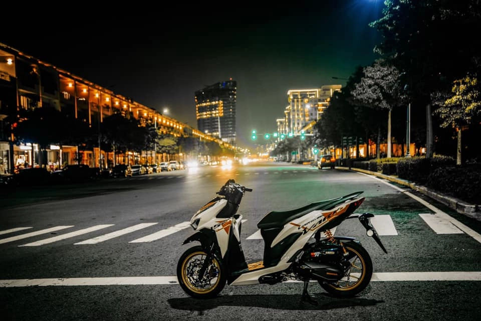 Vario 150 sở hữu dàn ghi đông độc mà đẹp - 5