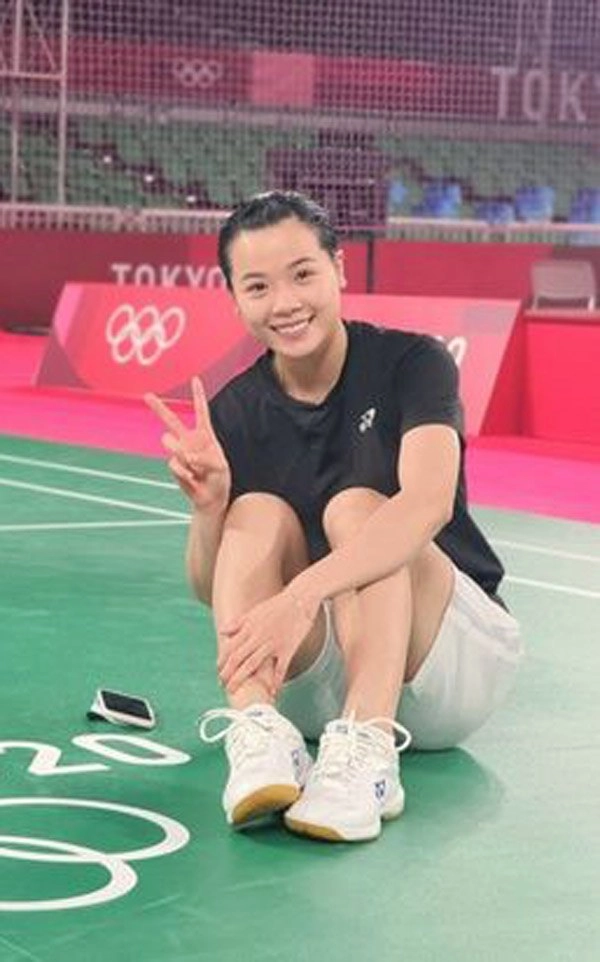 Vẻ đẹp của hoa khôi cầu lông việt đánh bại trung quốc tại olympic tokyo - 2