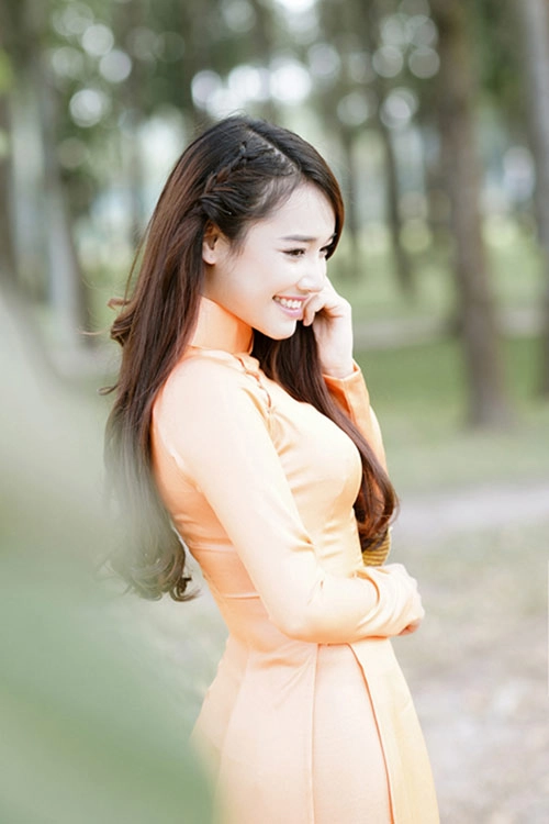 Vẻ đẹp nữ cảnh sát việt trên báo trung quốc - 6