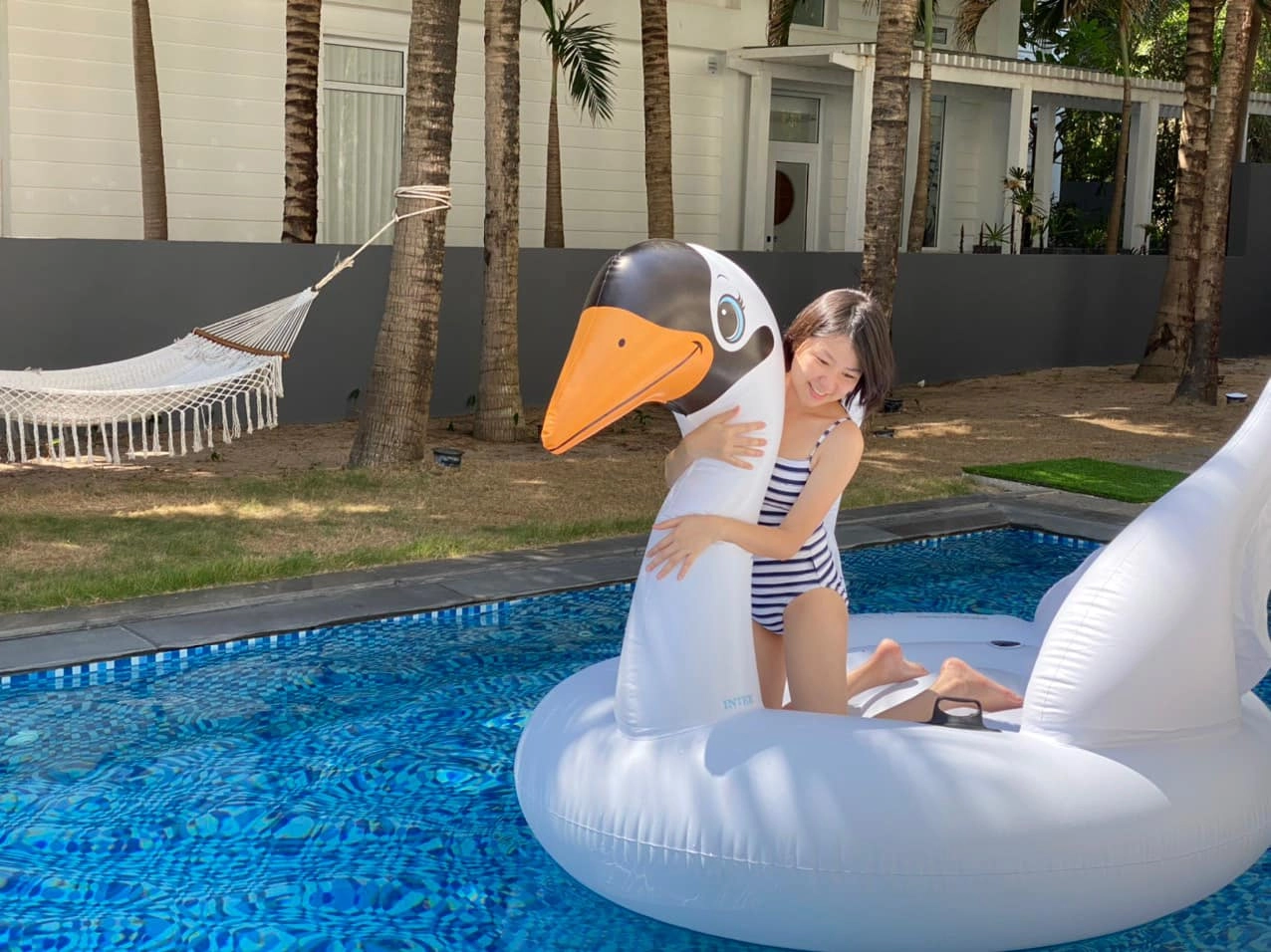 Vẻ đẹp trẻ mãi theo năm tháng của 3 nữ ca sĩ nhóm hat ngày ấy - 13