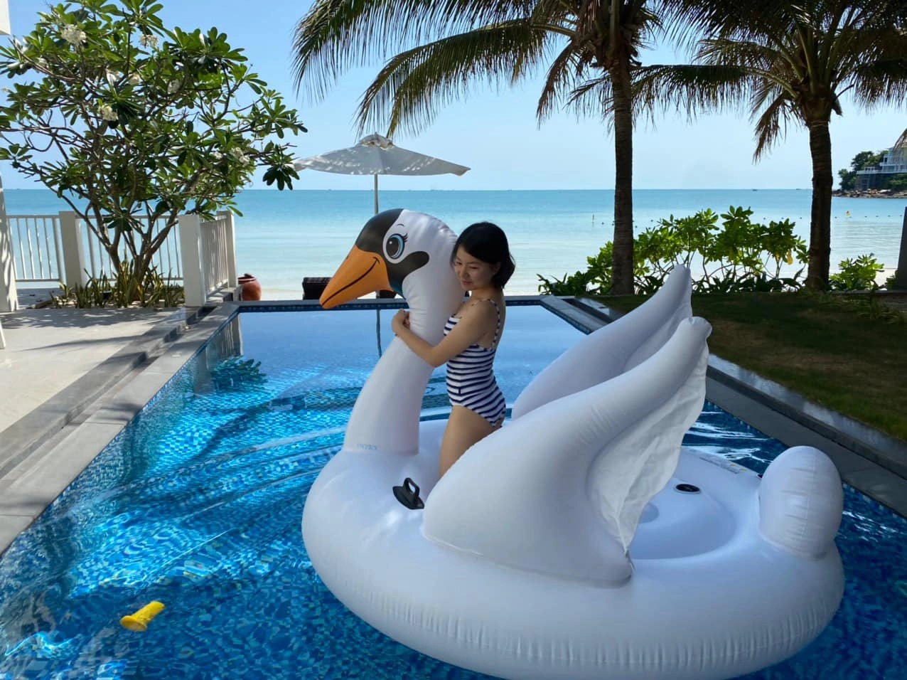 Vẻ đẹp trẻ mãi theo năm tháng của 3 nữ ca sĩ nhóm hat ngày ấy - 14