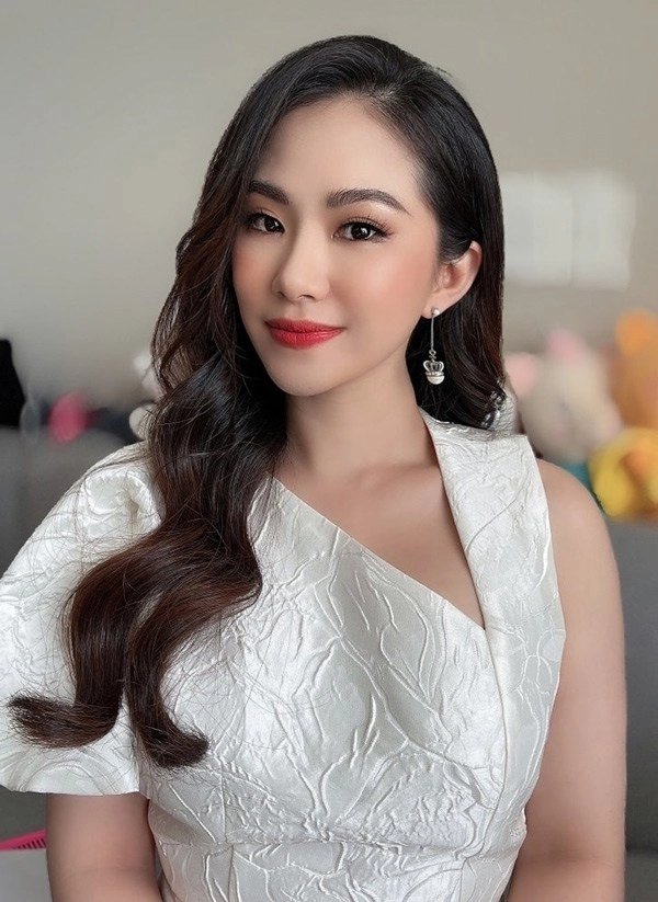 Vẻ đẹp trẻ mãi theo năm tháng của 3 nữ ca sĩ nhóm hat ngày ấy - 24