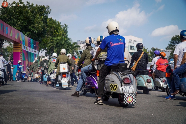 Vespa day 2022 quy tụ hơn 2000 người tham gia tại sài gòn và hà nội - 13