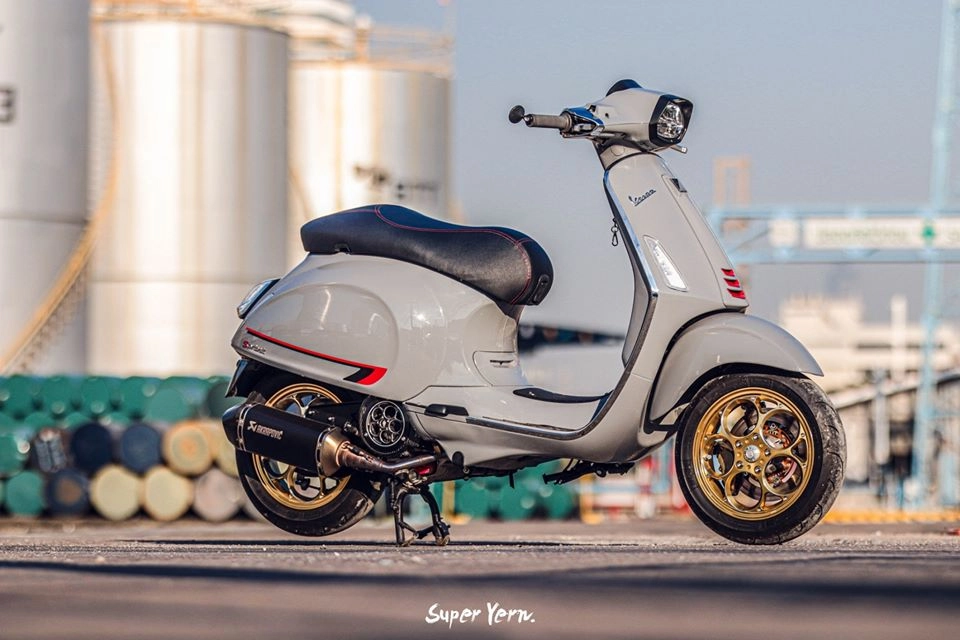 Vespa sprint bản độ của dân chơi thái sẽ không làm người xem thất vọng - 16