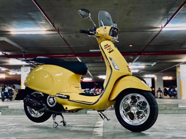 Vespa sprint độ bung nóc nhà của biker thái - 11