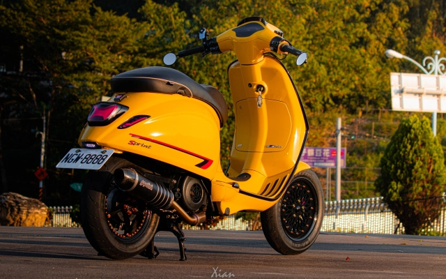 Vespa sprint gây ấn tượng với người xem nhờ vào dàn chân táo bạo - 32