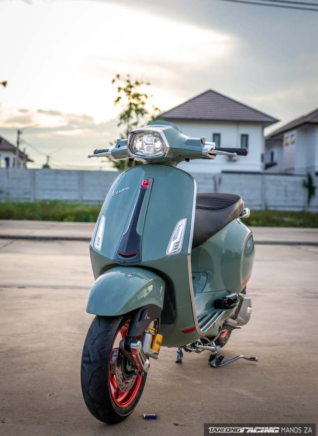 Vespa sprint trở lại sân chơi với diện mạo đẹp như hoàng tử - 14