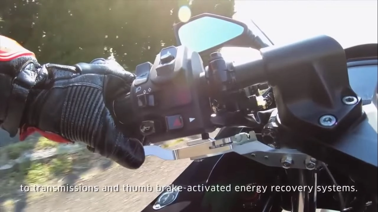 video xe máy điện kawasaki endeavour có tính năng sử dụng hộp số tay 4 cấp - 4