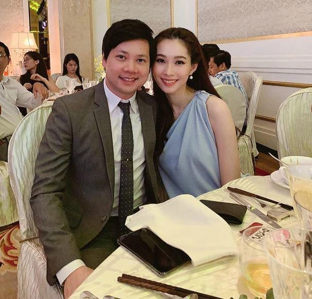 Vợ chồng hoa hậu đặng thu thảo đưa hai con du lịch nước ngoài bé gái ấn tượng vì chân dài miên man - 18
