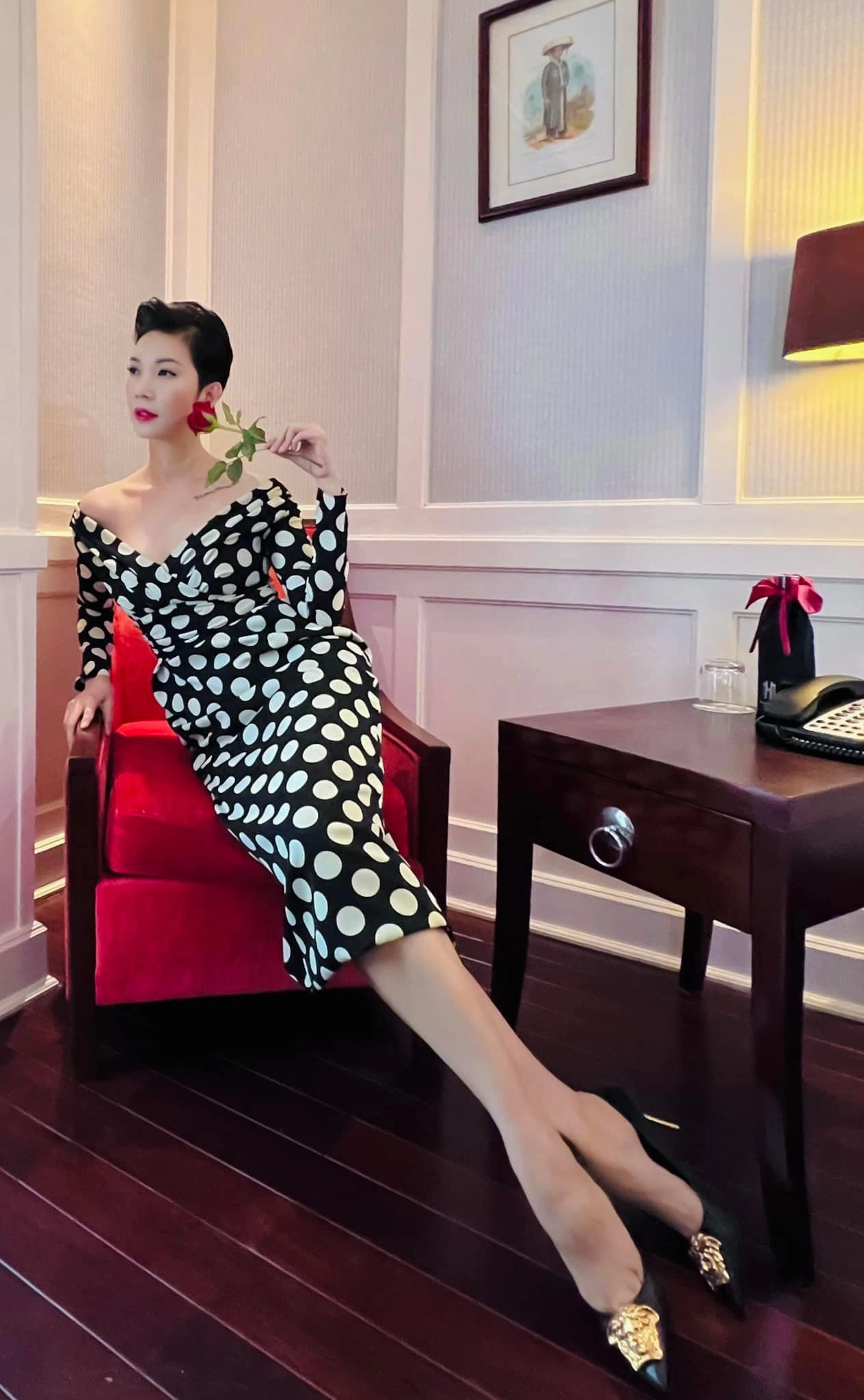 Vợ chồng siêu mẫu xuân lan táo bạo với thời trang bán nude cđm phản ứng trái chiều - 10