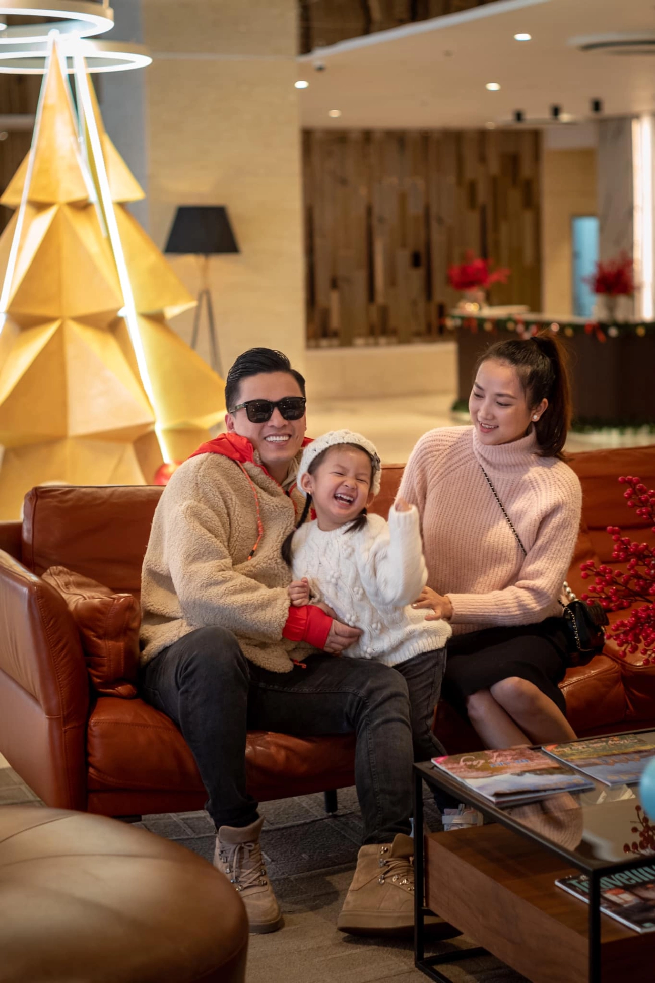 Vợ lam trườngđầu bù tóc rối vì một mình chăm con ở mỹ giờ về việt nam hạnh phúc hẳn - 5