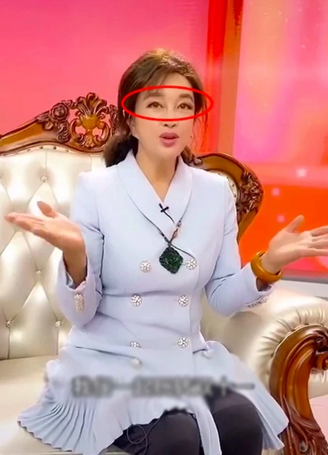 Võ tắc thiên đẹp nhất màn ảnh bị bóc mẽ đập toàn bộ gương mặt sau 24 năm lên sóng - 11