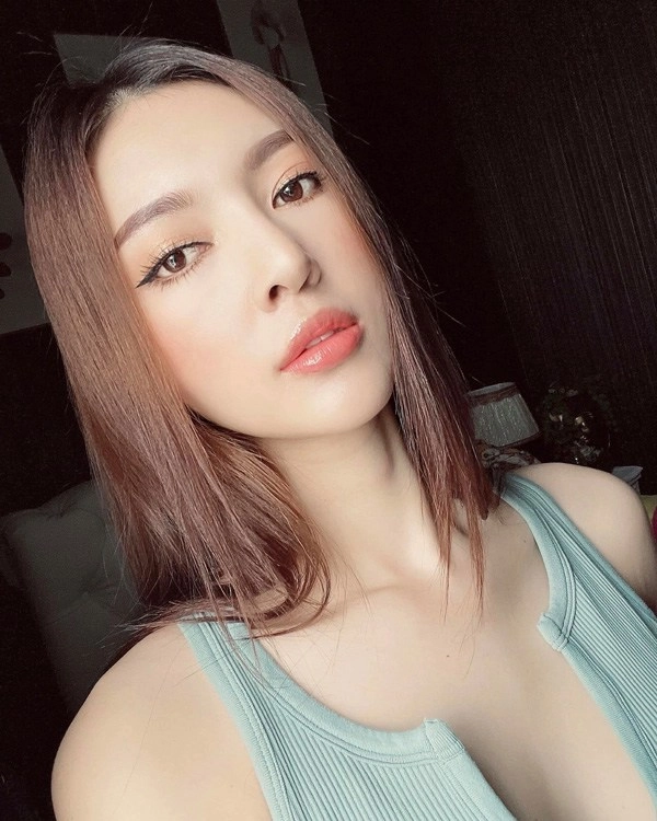 Vừa đăng ký hoa hậu hoàn vũ việt nam nhan sắc gợi cảm của chân dài liền bị thắc mắc - 16