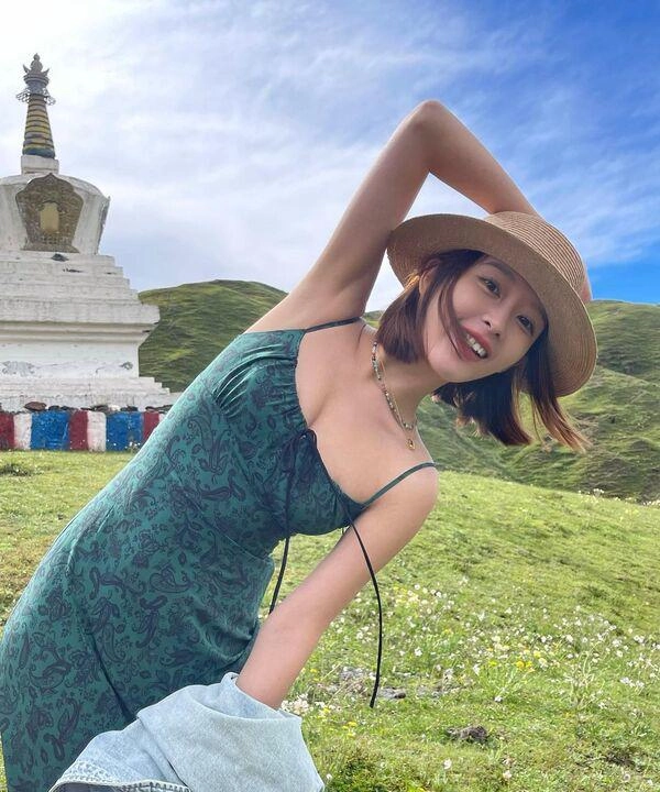 Vùng mỡ thừa tuy nhỏ nhưng dễ gây mất điểm nàng muốn giữ hình tượng phải chọn đồ cho chuẩn - 11