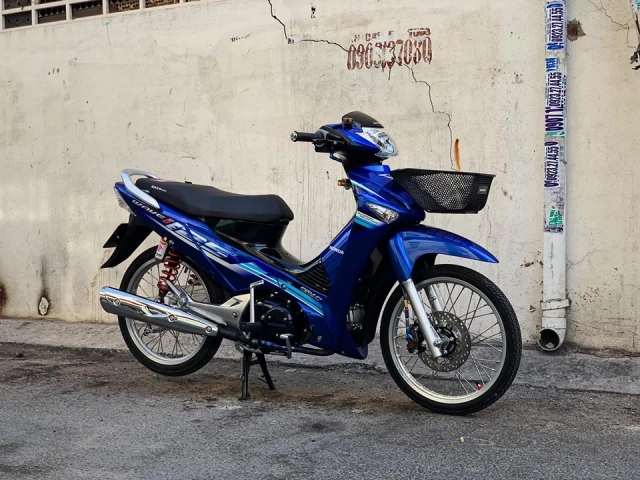 Wave 125 độ đặt kẹo phong cách của xứ chùa vàng - 7