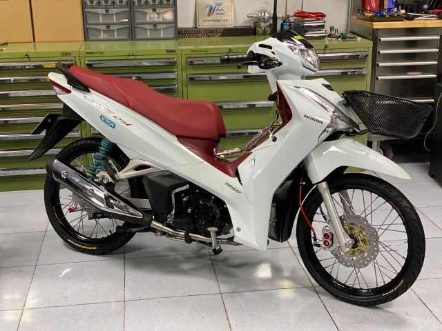 Wave 125 độ đầy hào nhoáng làm người đọc lóa cả mắt - 20