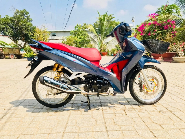 Wave 125 độ nổi bật trong phong cách phối màu độc đáo - 6