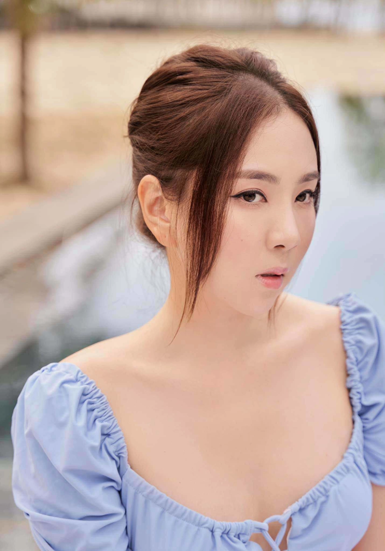 xả vai cô mc thanh lịch mai ngọc diện đồ cắt khoét phô diễn đường cong hút hồn - 12