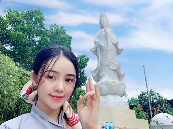Xinh như thiên thần quỳnh kool chẳng ngờ bị soi phẫu thuật thẩm mỹ trong quá khứ - 11