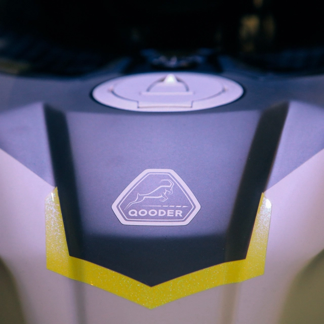 Xqooder touring - mẫu tay ga 4 bánh của thương hiệu thụy sĩ chuẩn bị ra mắt trong năm 2020 - 9