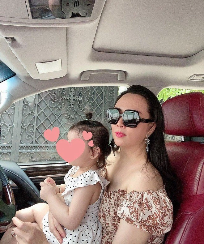 Xưa đăng ảnh xong xóa giờ phượng chanel chăm khoe hình con hậu ly hôn quách ngọc ngoan - 2