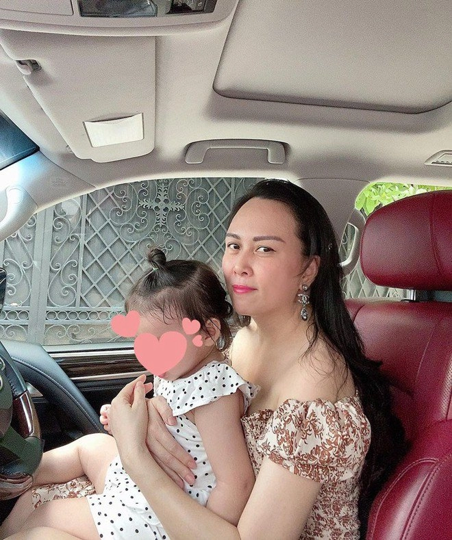 Xưa đăng ảnh xong xóa giờ phượng chanel chăm khoe hình con hậu ly hôn quách ngọc ngoan - 3