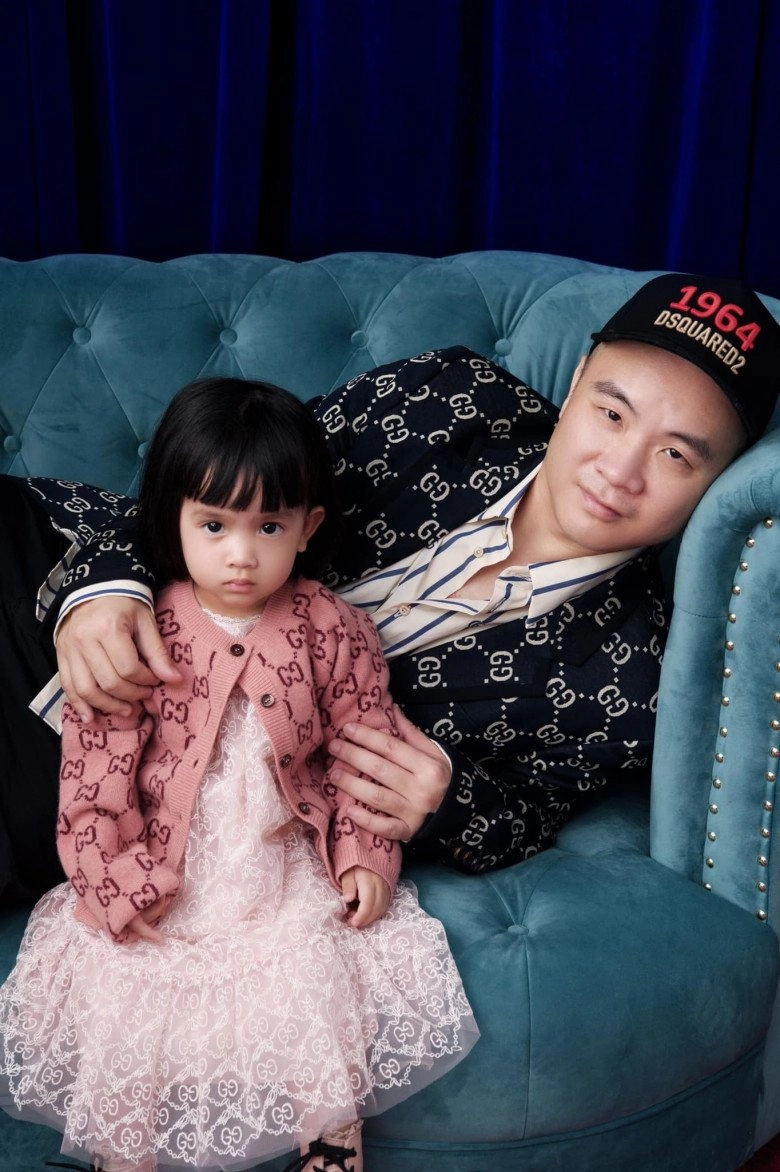 Xuất hiện cô chiêu 3 tuổi sang chảnh nhất hội con sao việt đi sắmhàng hiệu túi nào cũng muốn mua - 10