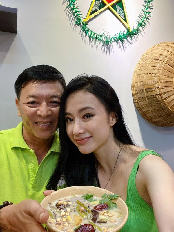Xuất hiện với chiếc mũi hoàn hảo phải chăng angela phương trinh đã chỉnh lại đôi chút - 4