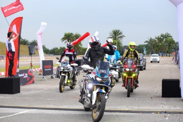 Xuyên suốt hành trình chạy xe mô tô xem motogp tại malaysia cùng honda asian journey 2019 - 28