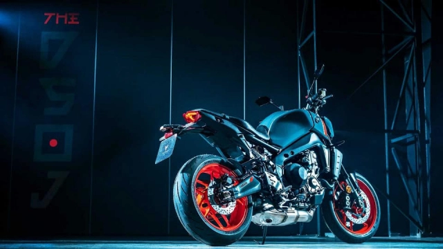 Yamaha mt-09 2021 chính thức lộ diện - 9