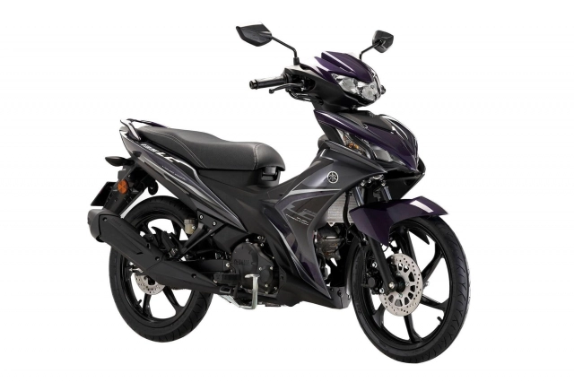 Yamaha lc135 v8 bất ngờ xuất hiện với kiểu dáng thập cẩm - 2