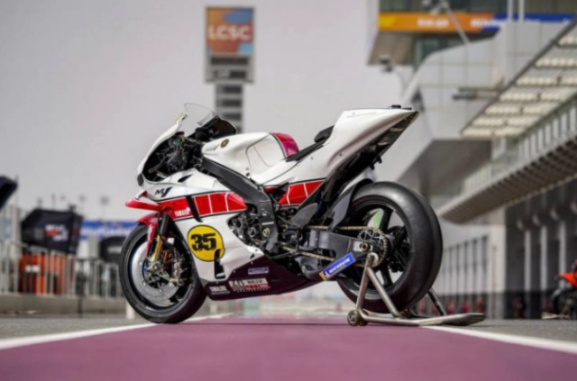 Yamaha m1 độ phong cách motogp nhằm kỷ niệm 60 năm tham gia grand prix - 4