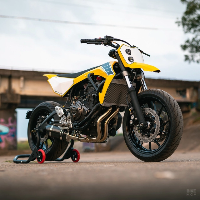 Yamaha mt-07 thay hình lột xác với phong cách supermoto từ queensland - 10