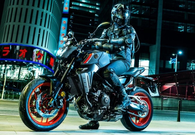 Yamaha mt-09 2021 và nguồn gốc âm thanh ống xả từ bóng tối - 3