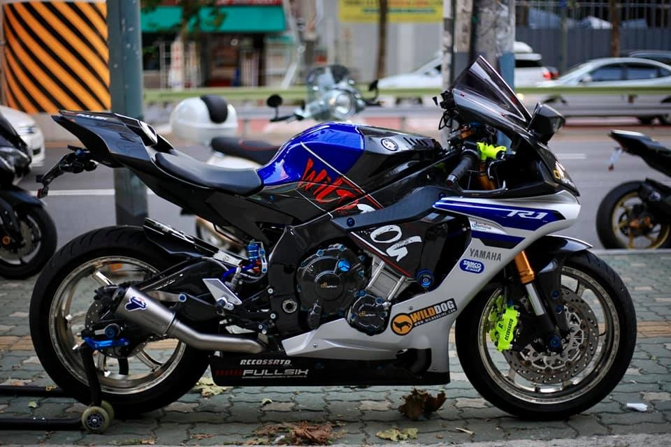 Yamaha r1 độ cộm cán với dàn chân oz racing titan - 5