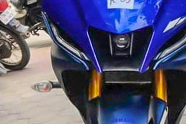 Yamaha r15 v4 tiết lộ thêm phiên bản đặc biệt r15m - 1