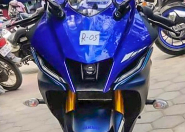 Yamaha r15 v4 tiết lộ thêm phiên bản đặc biệt r15m - 2