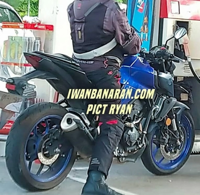 Yamaha r3 2022 và mt-03 2022 tiết lộ những thay đổi mới - 7