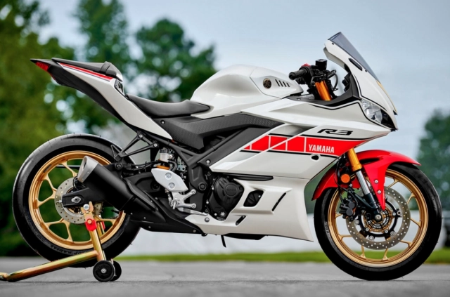 Yamaha r3 60th anniversary livery bản kỉ niệm ra mắt với vẻ ngoài hút hồn - 3