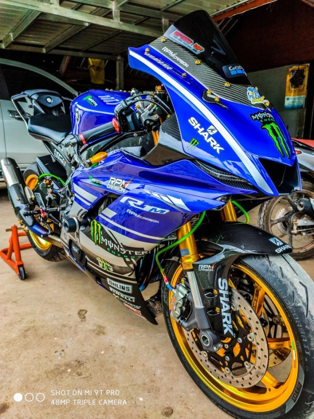 Yamaha r6 độ ấn tượng với phong cách superbike r1m - 1