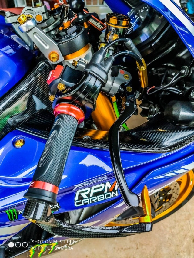 Yamaha r6 độ ấn tượng với phong cách superbike r1m - 4