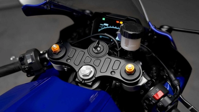 Yamaha r7 2021 chính thức ra mắt với giá từ 200 triệu đồng - 7
