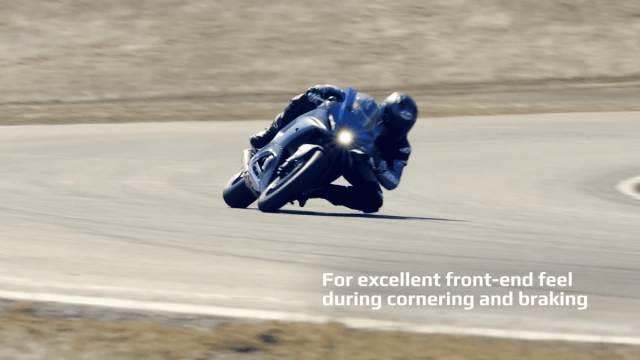 Yamaha r7 tiết lộ những nâng cấp lớn về mặt trang thiết bị mà ít ai biết - 14