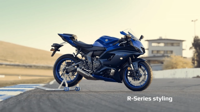 Yamaha r7 tiết lộ những nâng cấp lớn về mặt trang thiết bị mà ít ai biết - 20