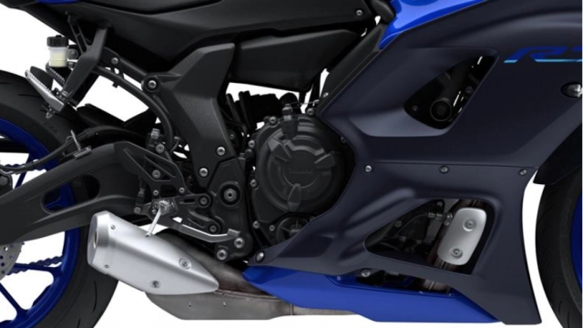 Yamaha r7 và yamaha r6 trên bàn cân thông số - 3