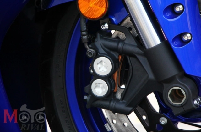 Yamaha r7 và yamaha r6 trên bàn cân thông số - 6