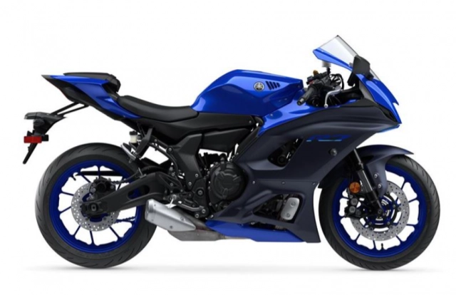 Yamaha r7 và yamaha r6 trên bàn cân thông số - 7