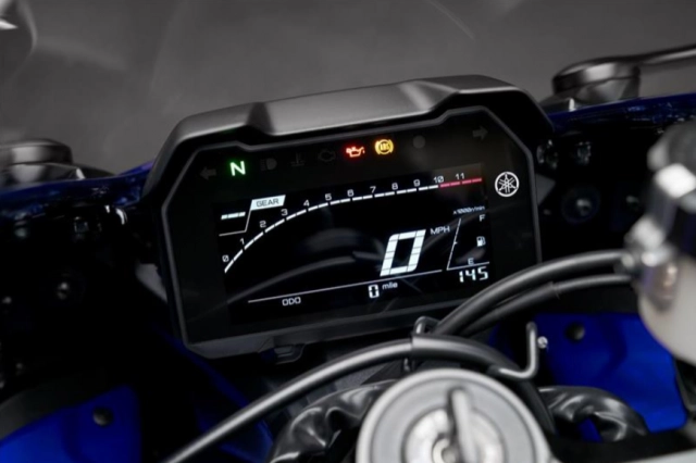 Yamaha r7 và yamaha r6 trên bàn cân thông số - 11